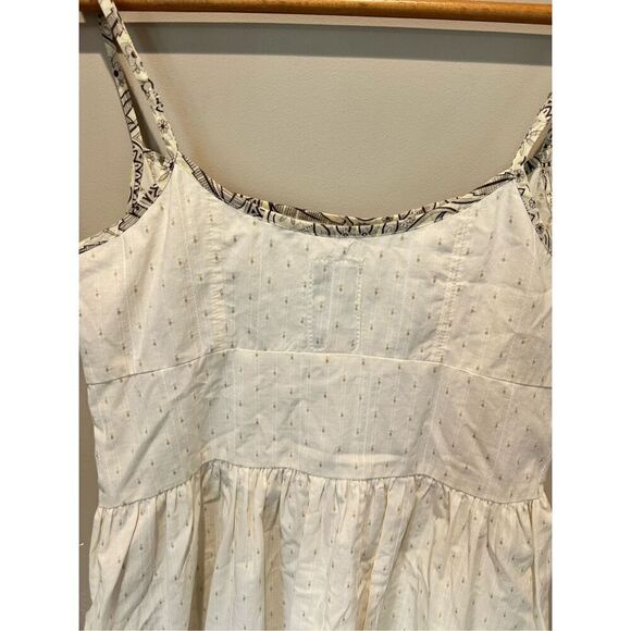 Burning torch dress - Picture 7 of 7